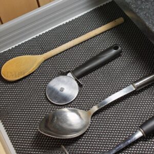 non slip drawer liner