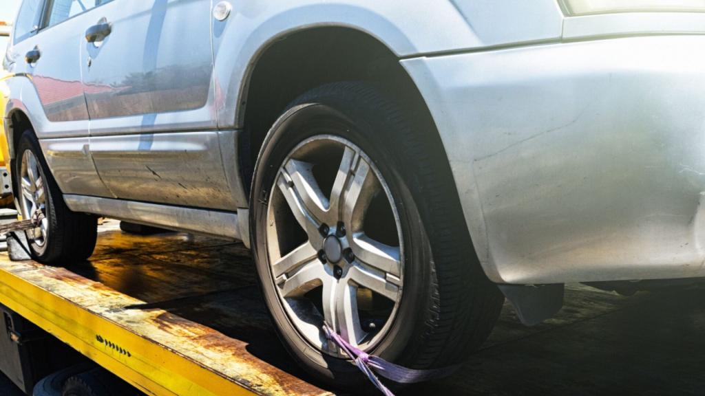 Towing a Car Behind a Motorhome: Ultimate Guide for Safe Travel