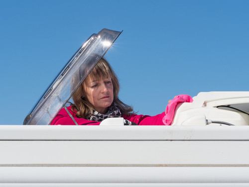 Cleaning Motorhome Roof
